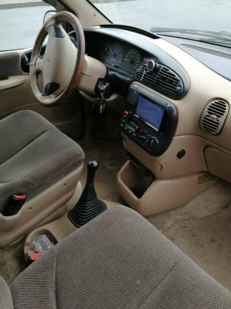 Chrysler Voyager III, 7 мест, 1996 г.