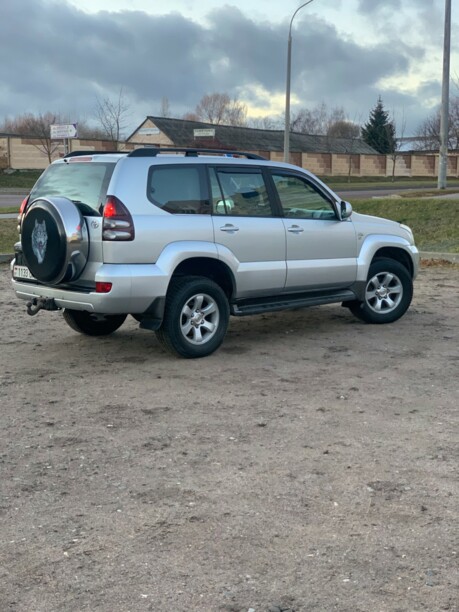 Toyota Land Cruiser Prado J120, 7 мест, 2006 г.