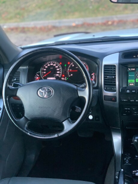 Toyota Land Cruiser Prado J120, 7 мест, 2006 г.