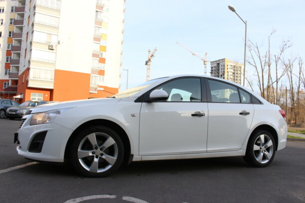 Chevrolet Cruze J300 · Рестайлинг, 2013 г.