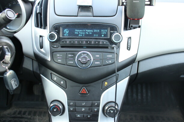 Chevrolet Cruze J300 · Рестайлинг, 2013 г.