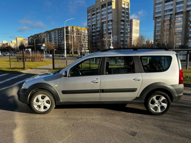 Lada (ВАЗ) Largus, 7 мест, 2019 г.
