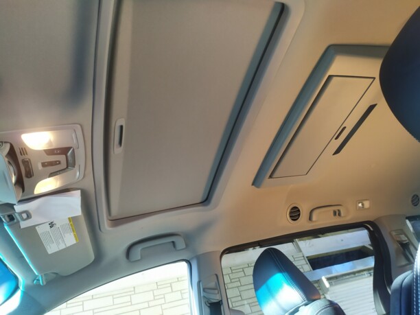 Toyota Sienna III (XL30) · Рестайлинг, 7 мест, 2015 г.