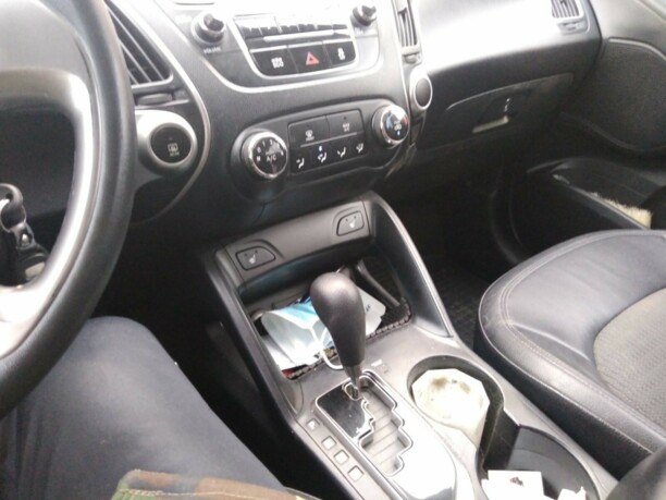 Hyundai Tucson II, 2010 г.