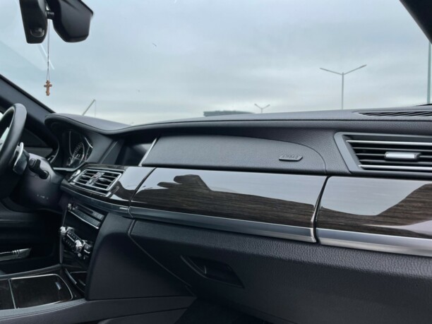 BMW 7 серия F01, F04 · Рестайлинг, 2015 г.