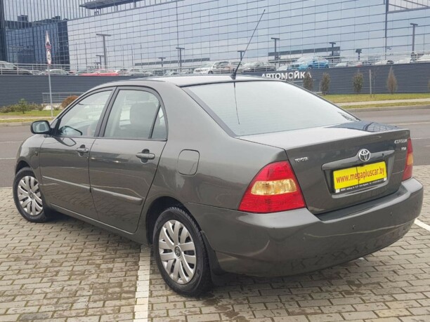 Toyota Corolla IX (E120, 130), 2002 г.