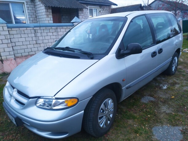 Chrysler Voyager III, 7 мест, 2000 г.