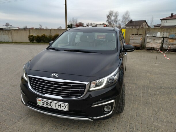 Kia Carnival III, 7 мест, 2017 г.