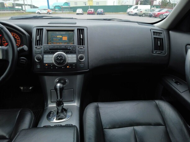 Infiniti FX I · Рестайлинг, 2006 г.