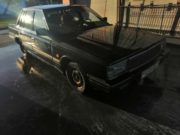 Nissan Laurel V (C32), 1986 г.