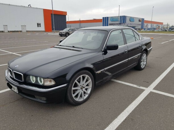 BMW 7 серия E38, 1995 г.