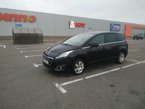 Peugeot 5008 I · Рестайлинг, 7 мест, 2015 г.