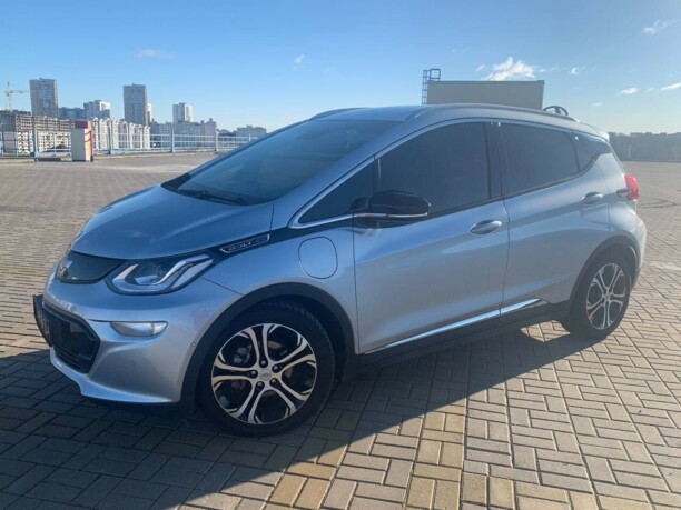 Chevrolet Bolt, 2017 г.