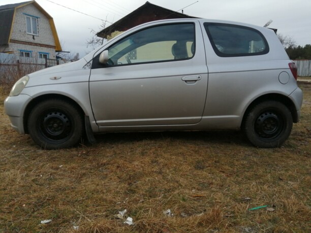 Toyota Yaris I (P1), 2000 г.