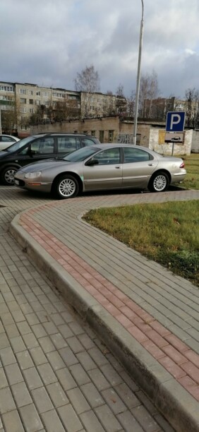 Chrysler Concorde II, 1998 г.