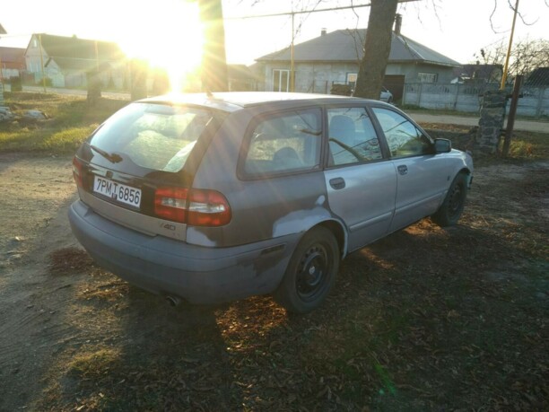 Volvo V40 I · Рестайлинг, 2004 г.