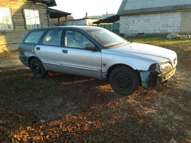 Volvo V40 I · Рестайлинг, 2004 г.