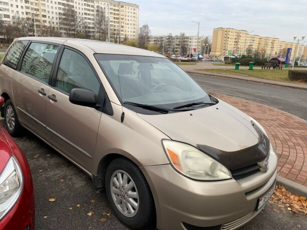 Toyota Sienna II (XL20), 7 мест, 2004 г.