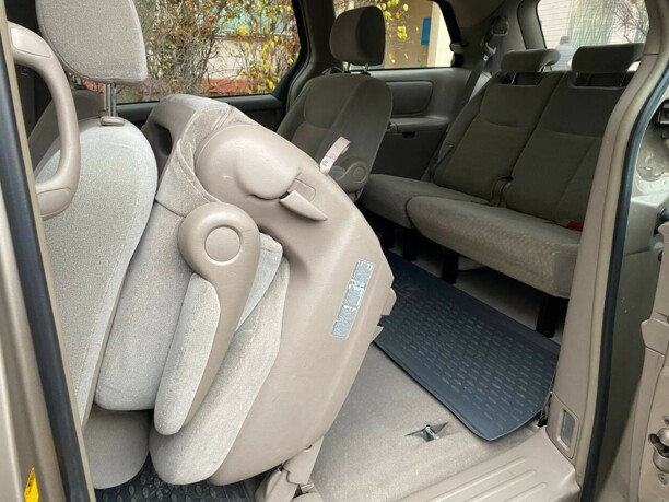 Toyota Sienna II (XL20), 7 мест, 2004 г.