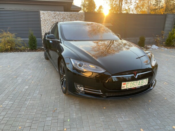 Tesla Model S I, 2013 г.