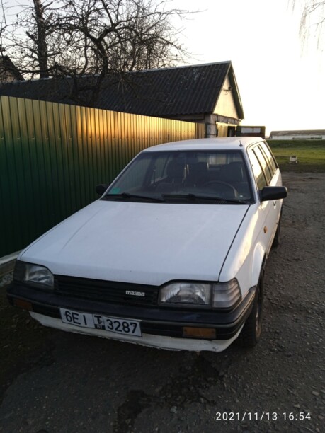 Mazda 323 BF, 1986 г.