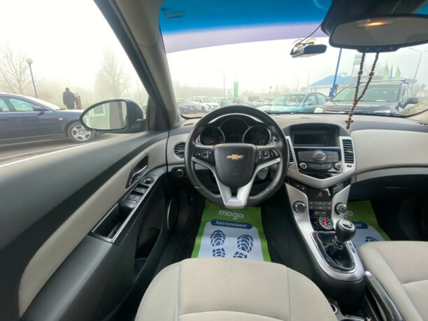 Chevrolet Cruze J300, 2011 г.