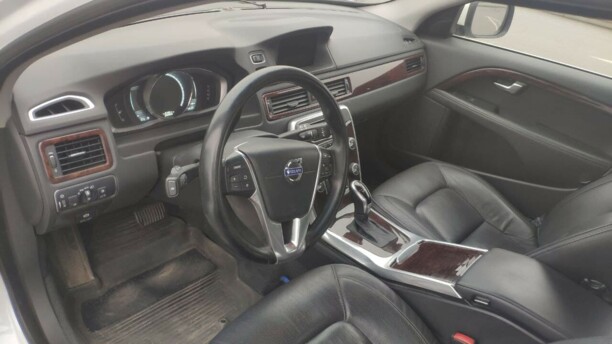 Volvo XC70 III · Рестайлинг, 2013 г.