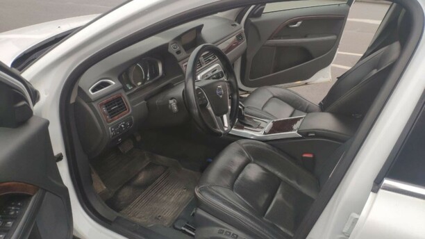 Volvo XC70 III · Рестайлинг, 2013 г.