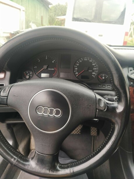 Audi A8 D2, 2001 г.