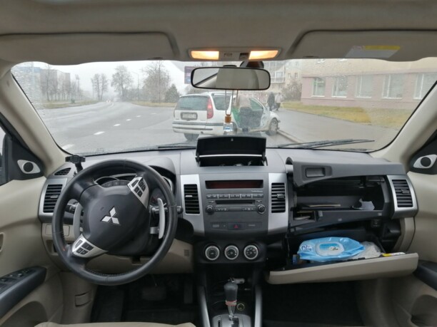 Mitsubishi Outlander XL, 2008 г.