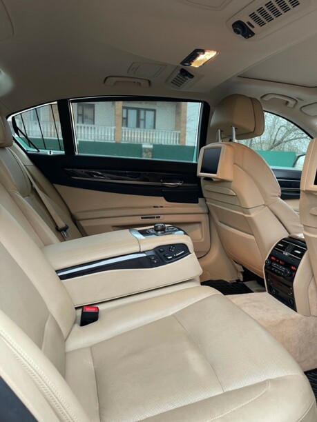 BMW 7 серия F02 (Long), 2008 г.