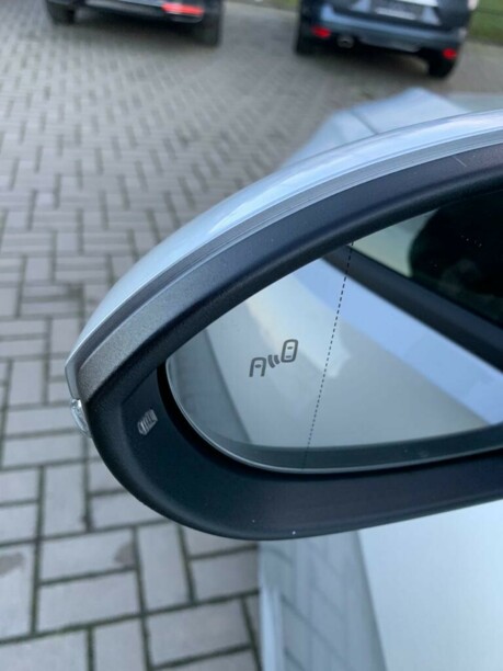 Volkswagen e-Golf VII · Рестайлинг, 2019 г.