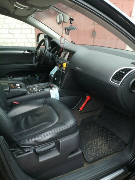 Audi Q7 4L, 7 мест, 2009 г.