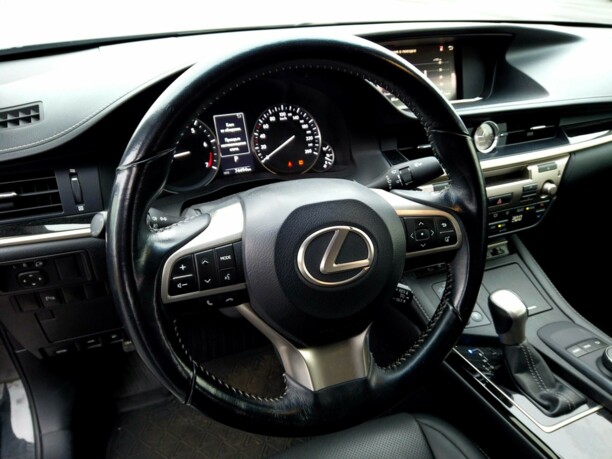 Lexus ES VI · Рестайлинг, 2015 г.
