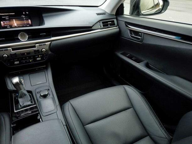Lexus ES VI · Рестайлинг, 2015 г.