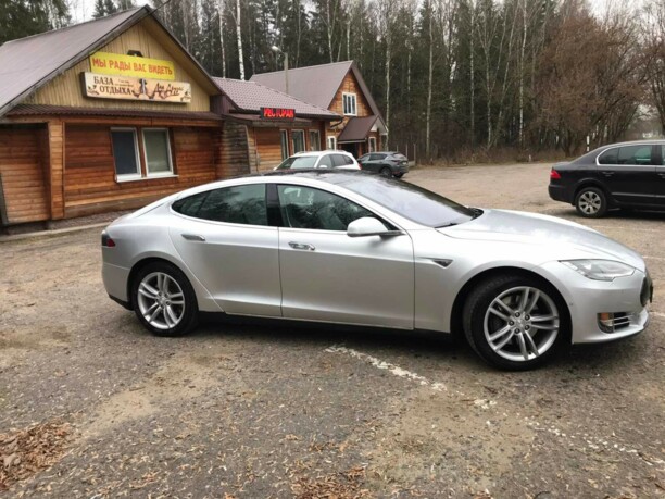 Tesla Model S I, 2015 г.