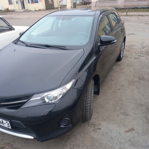 Toyota Auris II (E180), 2013 г.