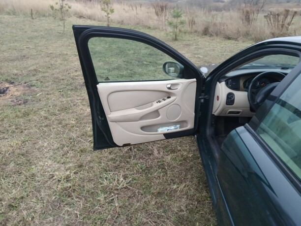 Jaguar X-Type, 2001 г.