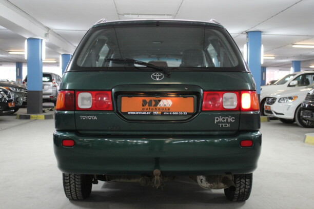 Toyota Picnic, 1999 г.
