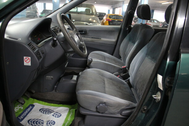 Toyota Picnic, 1999 г.