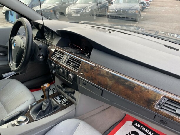 BMW 5 серия E60, E61, 2003 г.