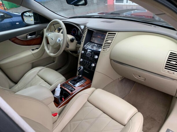 Infiniti FX II, 2009 г.