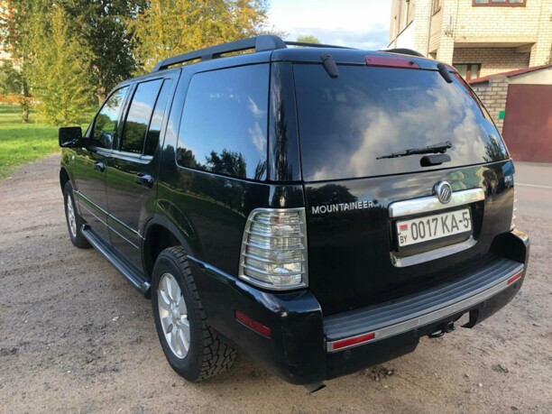Mercury Mountaineer III, 7 мест, 2006 г.