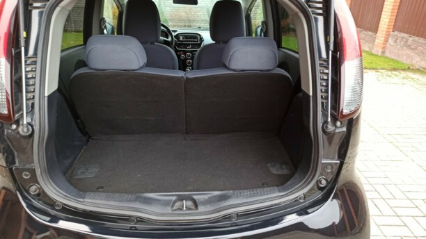 Peugeot iOn, 2011 г.