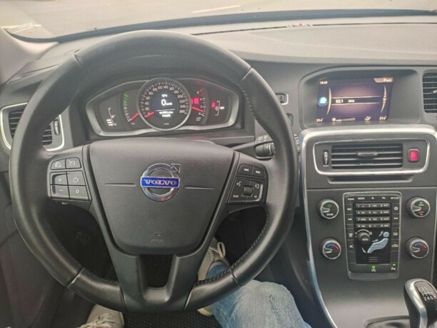 Volvo V60 I · Рестайлинг, 2017 г.