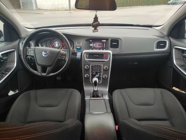 Volvo V60 I · Рестайлинг, 2017 г.