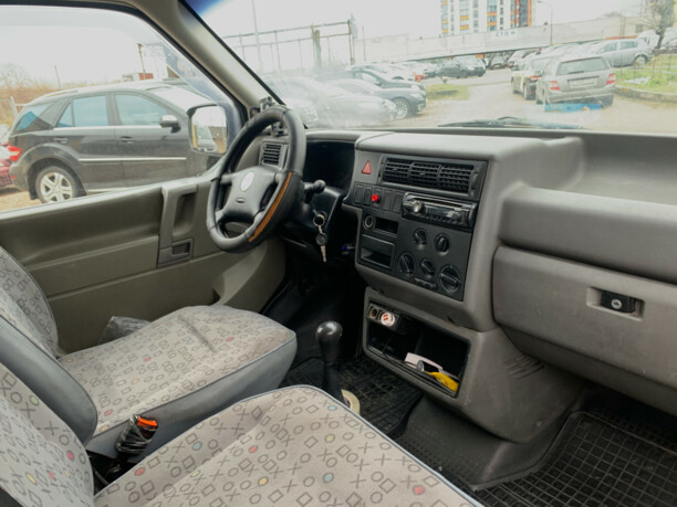 Volkswagen Transporter T4, 2002 г.