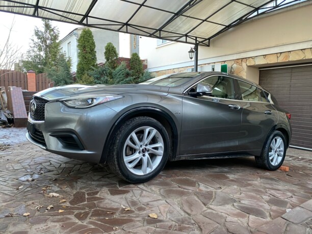 Infiniti QX30, 2017 г.