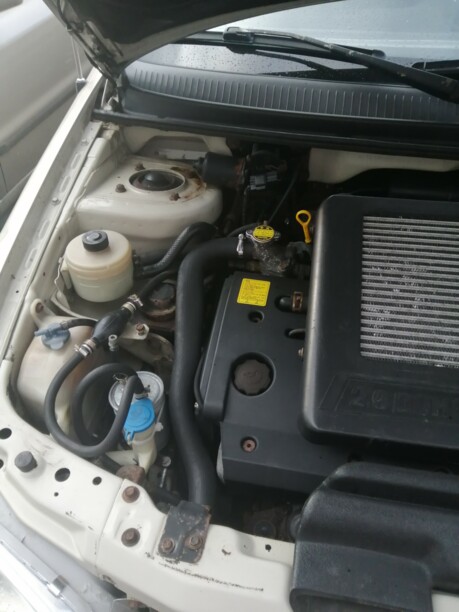 Kia Carnival I, 7 мест, 2000 г.