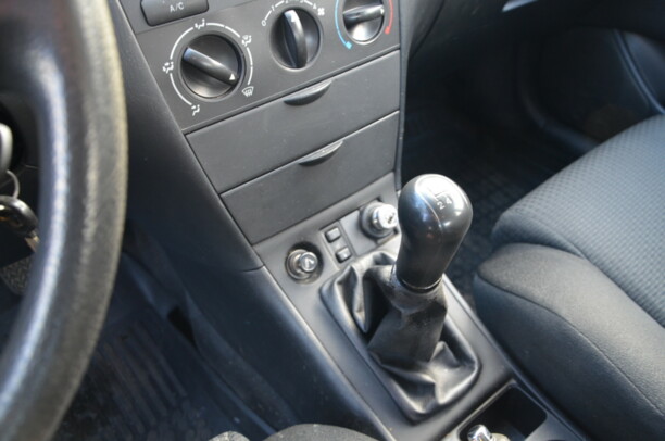 Toyota Corolla IX (E120, 130), 2005 г.